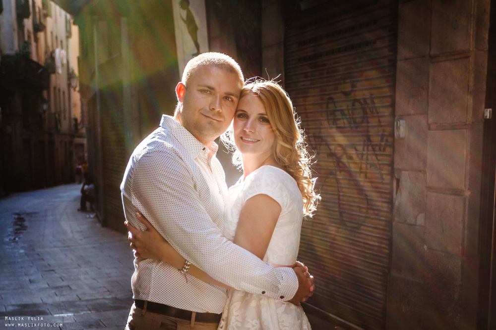 Przyjemna sesja zdjęciowa w Barcelonie. Fotograf w Barcelonie Hiszpanii Maslik Yulia