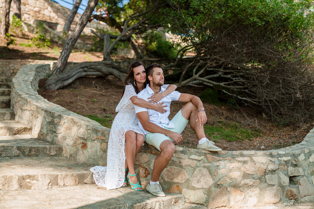 Sesión de fotos de playa en la Costa Brava. Fotógrafo en Barcelona  Maslik Yulia