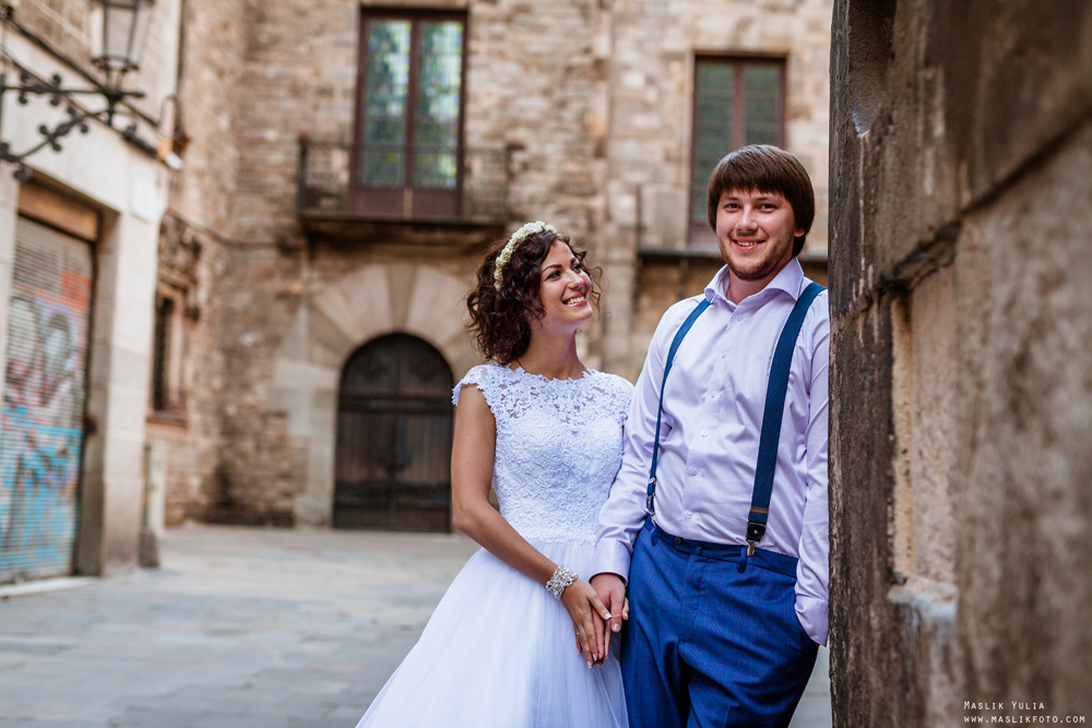 Sesja ślubna w Badalonie, Catalonia. Fotograf w Barcelonie Hiszpanii Maslik Yulia