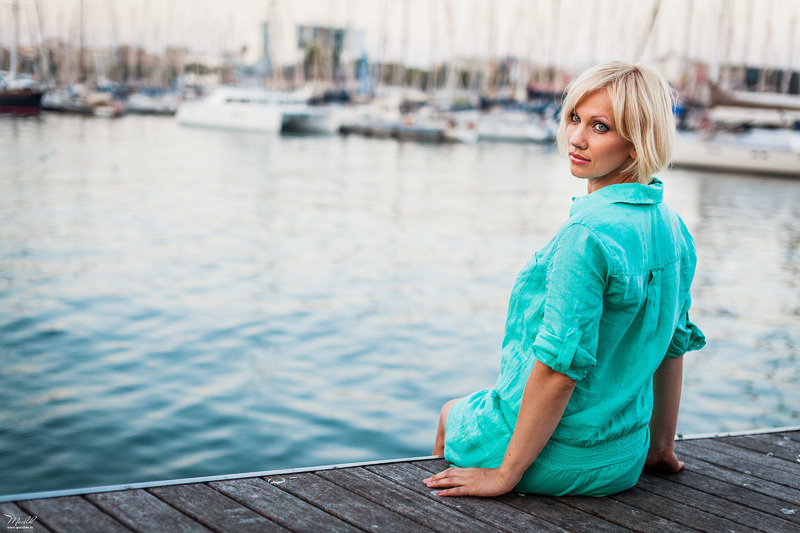 Sesión de fotos de retrato en el Park Güell. Fotógrafo en Barcelona  Maslik Yulia