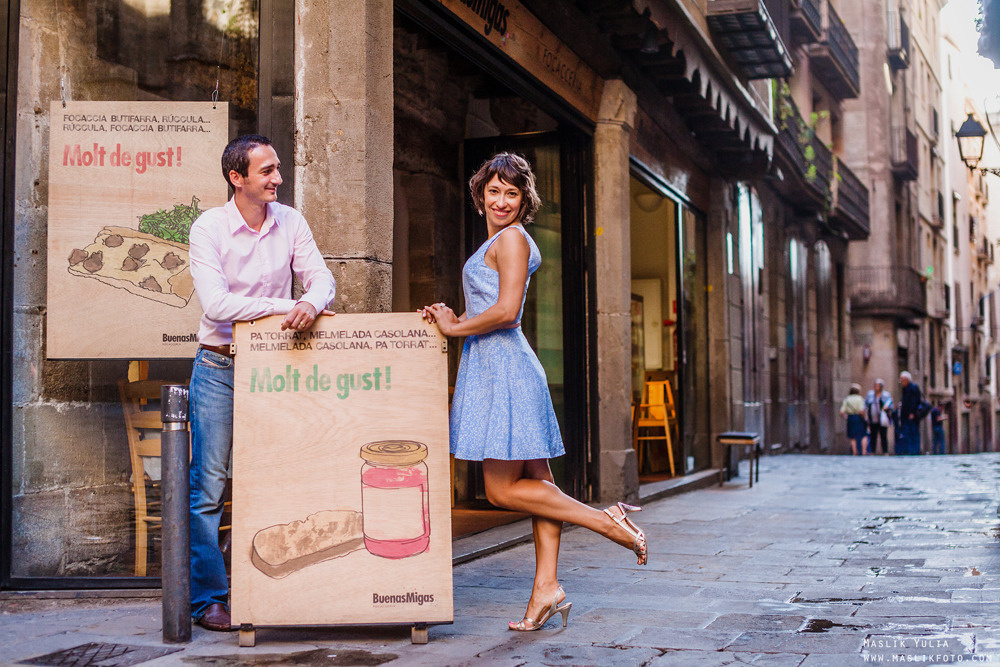 Morning photo shoot in Barcelona. Photographer in Barcelona Spain Maslik Yulia