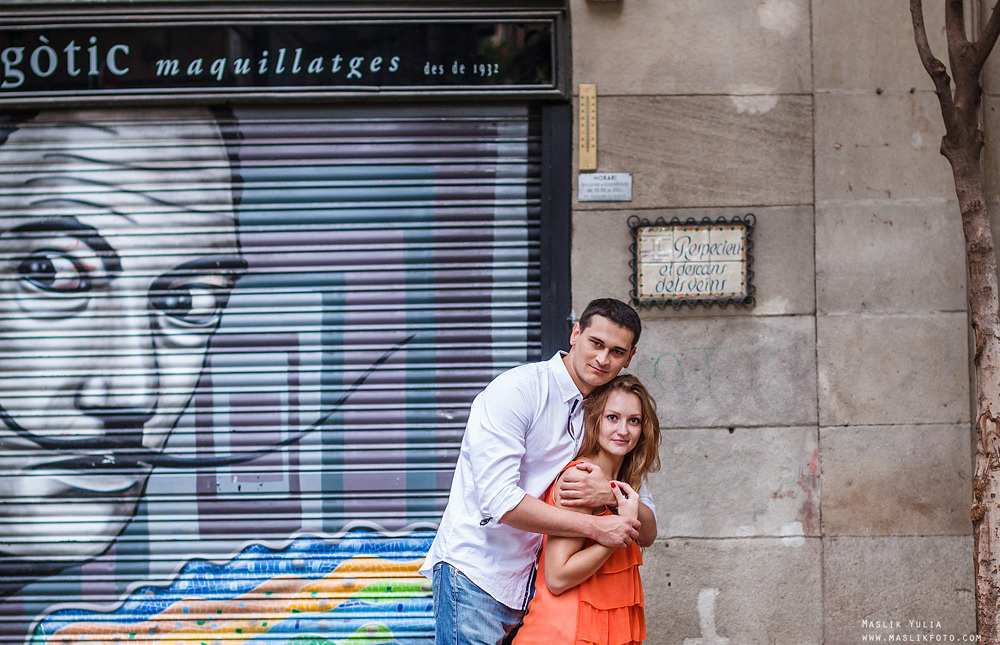 Pierwsza wspólna sesja zdjęciowa w Barcelonie. Fotograf w Barcelonie Hiszpanii Maslik Yulia