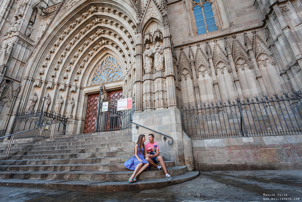 Paseo matutino de barcelona. Fotógrafo en Barcelona  Maslik Yulia