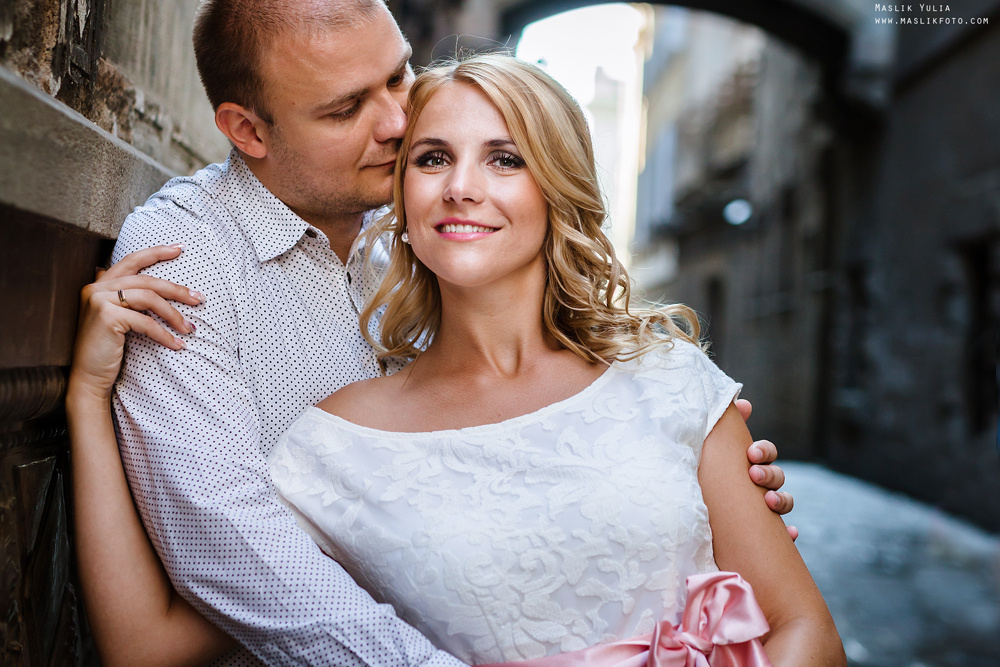 Przyjemna sesja zdjęciowa w Barcelonie. Fotograf w Barcelonie Hiszpanii Maslik Yulia