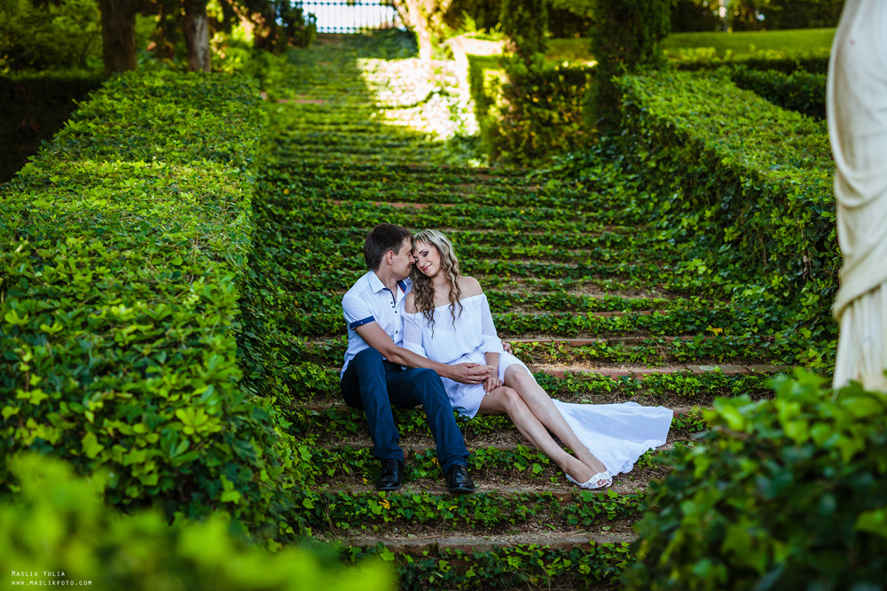 Sesión de fotos solares en Lloret de Mar. Fotógrafo en Barcelona  Maslik Yulia