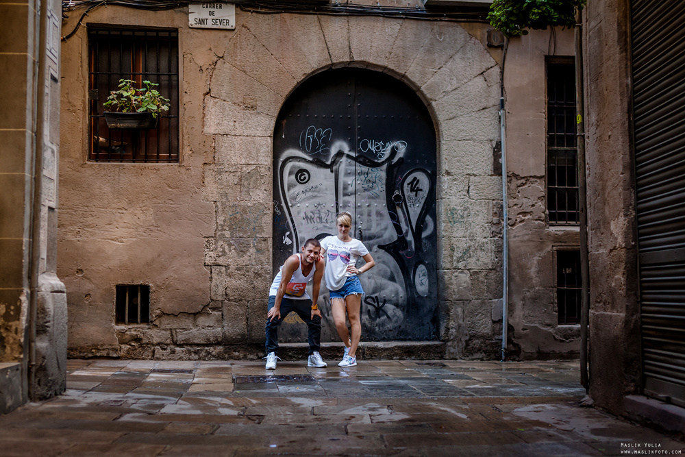 Динамичная фотосессия в Барселоне. Фотограф в Барселоне Испании Маслик Юлия
