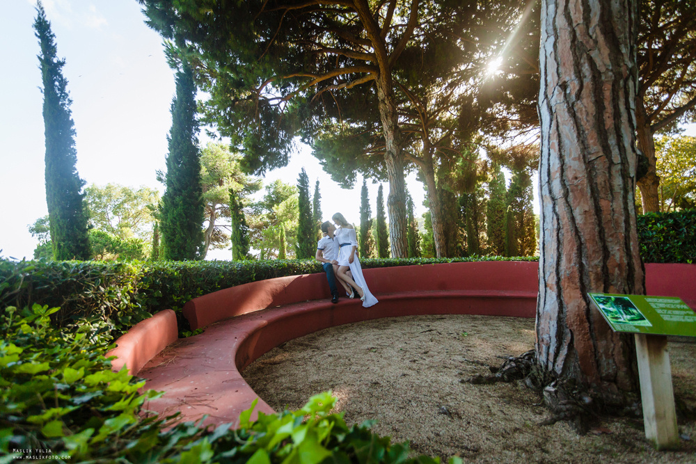 Sesión de fotos solares en Lloret de Mar. Fotógrafo en Barcelona  Maslik Yulia