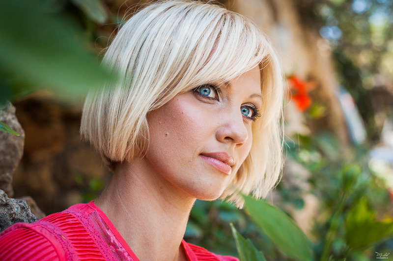 Sesión de fotos de retrato en el Park Güell. Fotógrafo en Barcelona  Maslik Yulia