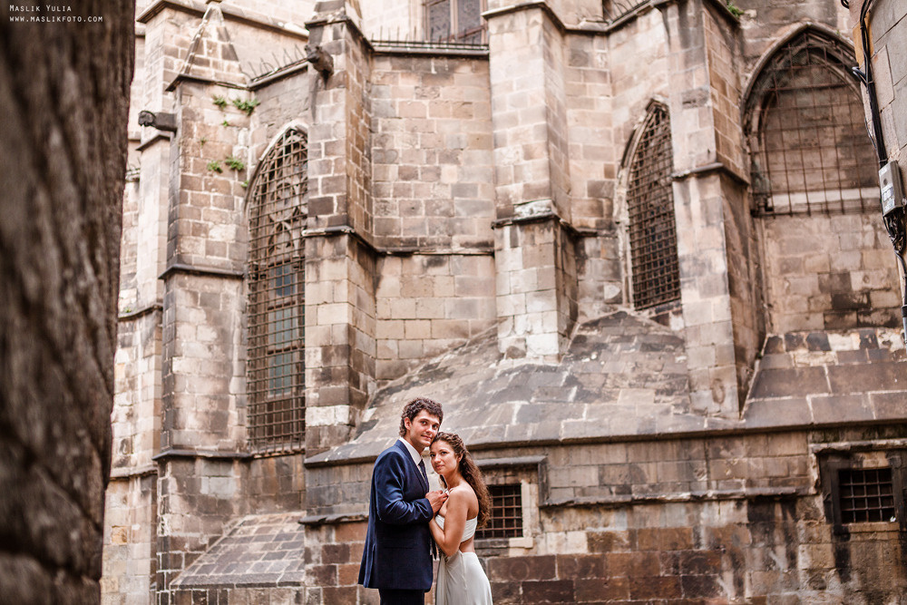 Sesión de fotos de boda de playa en España. Fotógrafo en Barcelona  Maslik Yulia