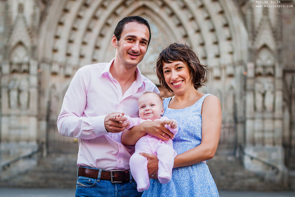 Morning photo shoot in Barcelona. Photographer in Barcelona Spain Maslik Yulia