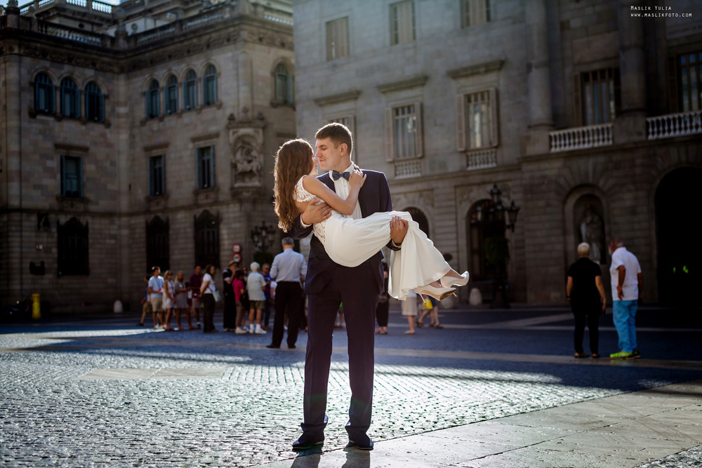 Fairytale photo shoot in Barcelona. Photographer in Barcelona Spain Maslik Yulia
