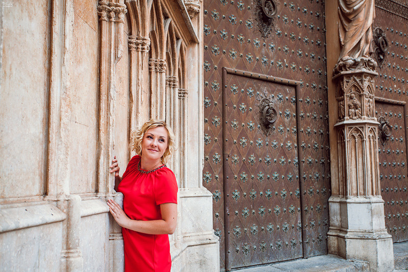 Fantástica sesión de fotos de mamá con hijo en Tarragona. Fotógrafo en Barcelona  Maslik Yulia