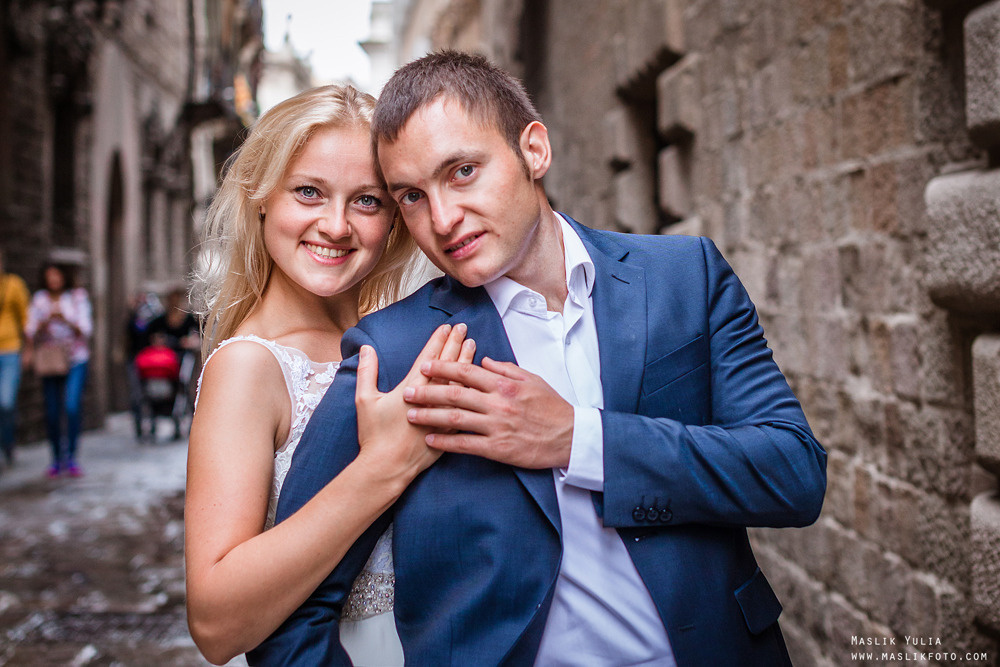 Дождливая фотосессия в Барселоне. Фотограф в Барселоне Испании Маслик Юлия