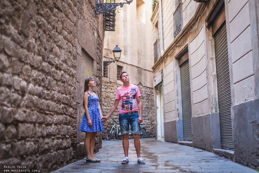 Paseo matutino de barcelona. Fotógrafo en Barcelona  Maslik Yulia