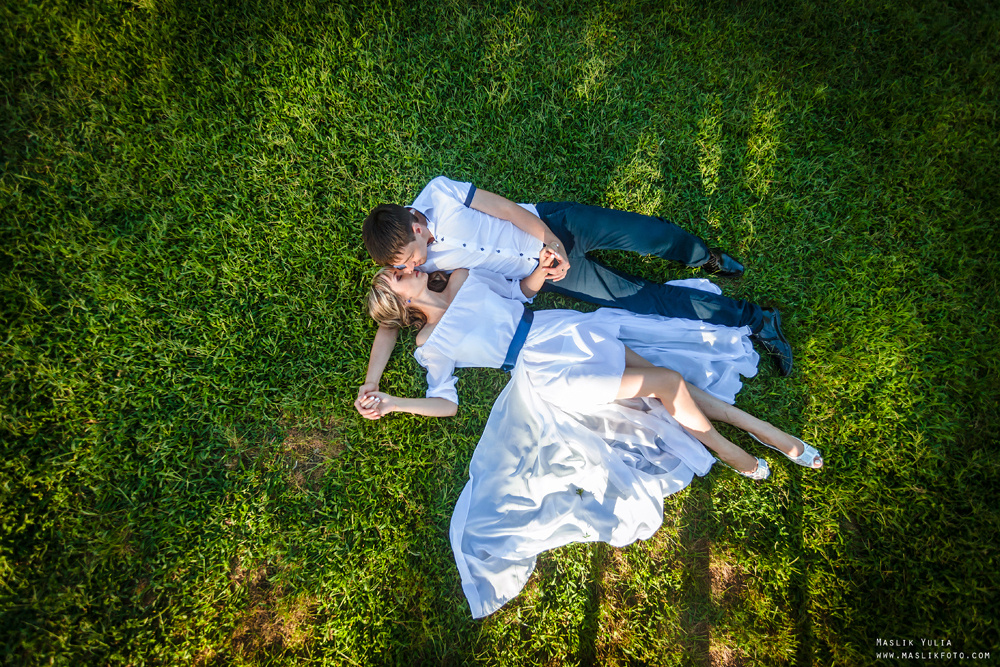 Sesión de fotos solares en Lloret de Mar. Fotógrafo en Barcelona  Maslik Yulia