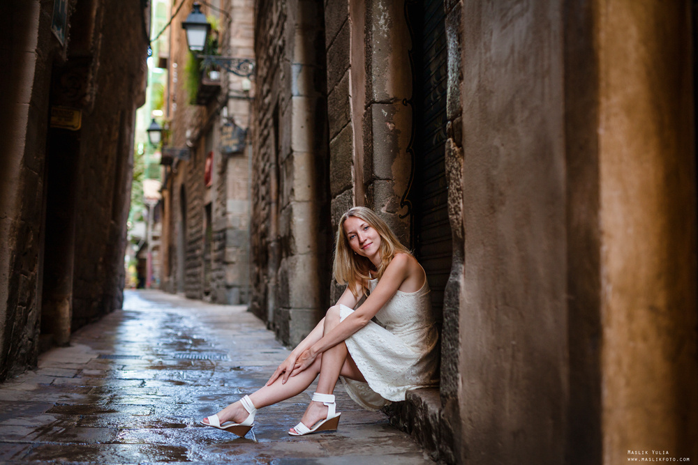Sesión fotográfica familiar de verano en Barcelona. Fotógrafo en Barcelona  Maslik Yulia