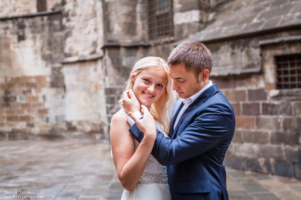 Дождливая фотосессия в Барселоне. Фотограф в Барселоне Испании Маслик Юлия