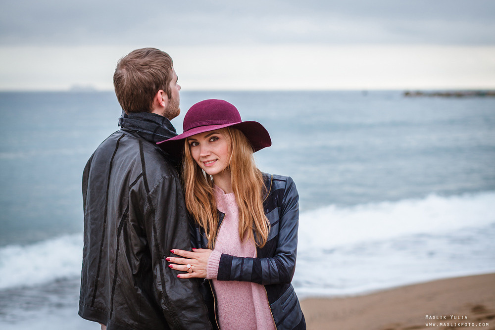 Sesión de fotos de invierno en Barcelona. Fotógrafo en Barcelona  Maslik Yulia