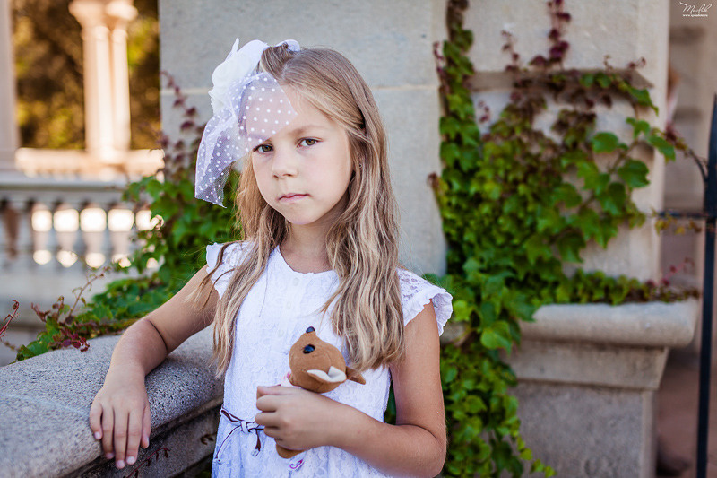 Letnia rodzinna sesja zdjęciowa w Barcelonie. Fotograf w Barcelonie Hiszpanii Maslik Yulia