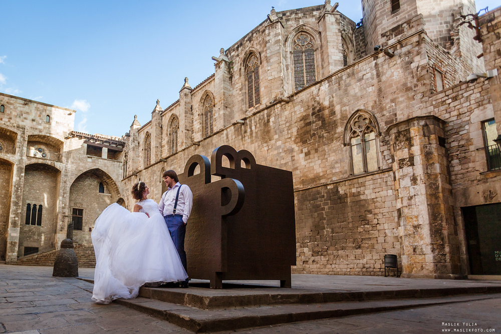 Sesja ślubna w Badalonie, Catalonia. Fotograf w Barcelonie Hiszpanii Maslik Yulia