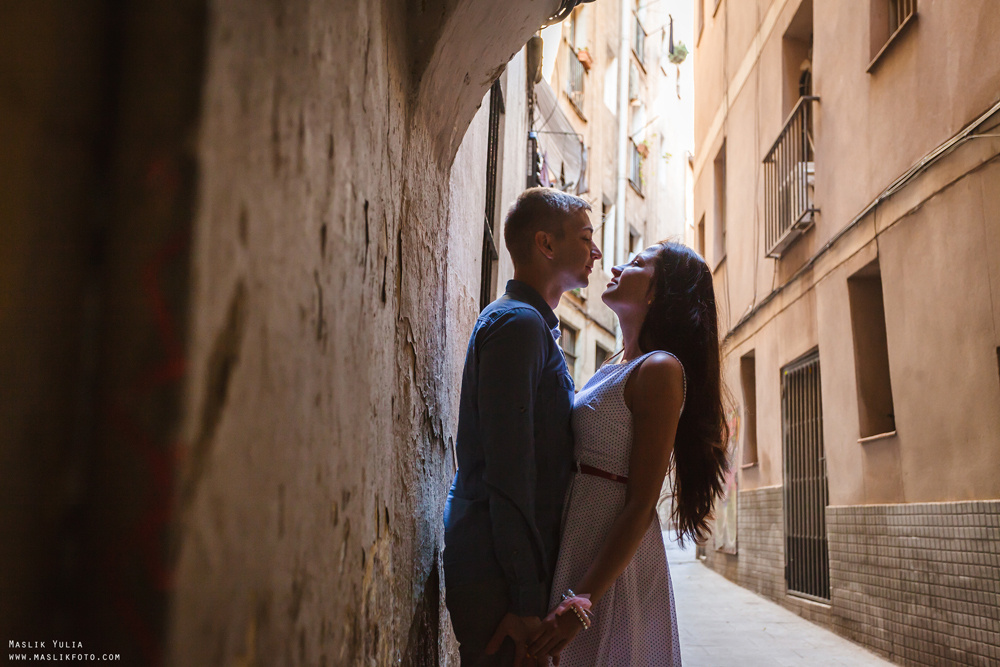 Summer photo shoot in Barcelona. Photographer in Barcelona Spain Maslik Yulia