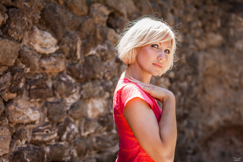 Sesión de fotos de retrato en el Park Güell. Fotógrafo en Barcelona  Maslik Yulia