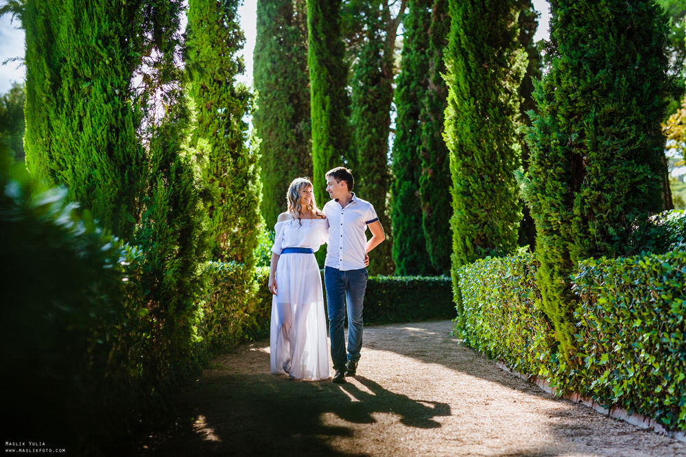 Sesión de fotos solares en Lloret de Mar. Fotógrafo en Barcelona  Maslik Yulia