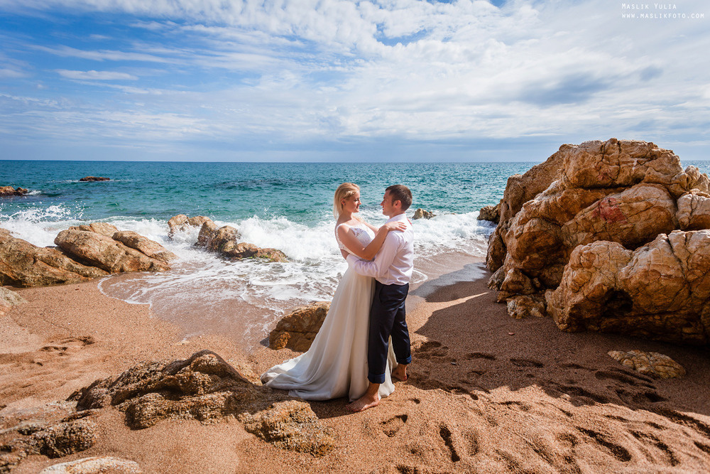 Дождливая фотосессия в Барселоне. Фотограф в Барселоне Испании Маслик Юлия
