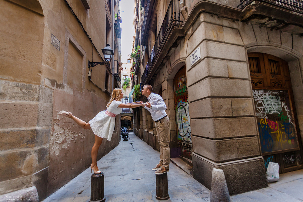Przyjemna sesja zdjęciowa w Barcelonie. Fotograf w Barcelonie Hiszpanii Maslik Yulia