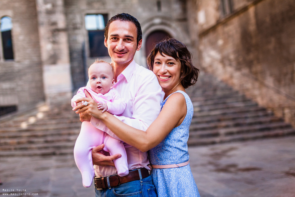 Morning photo shoot in Barcelona. Photographer in Barcelona Spain Maslik Yulia