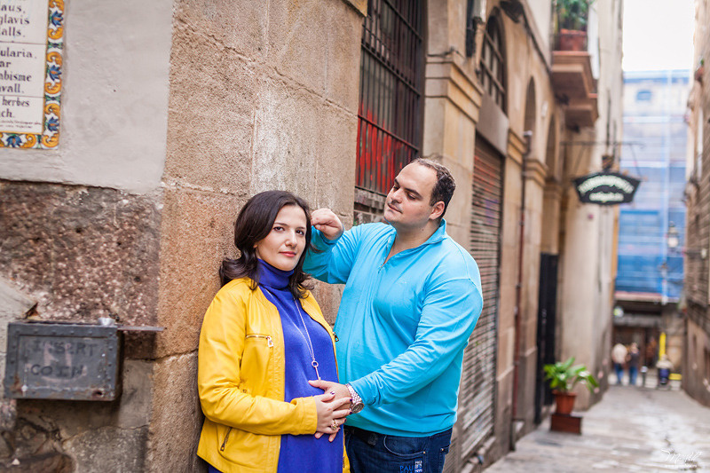 Fotografka ciążowa w Barcelonie. Fotograf w Barcelonie Hiszpanii Maslik Yulia