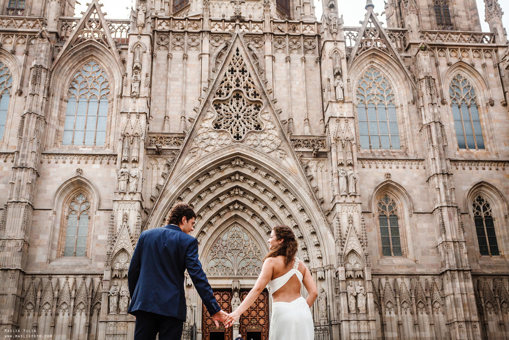 Sesión de fotos de boda de playa en España. Fotógrafo en Barcelona  Maslik Yulia