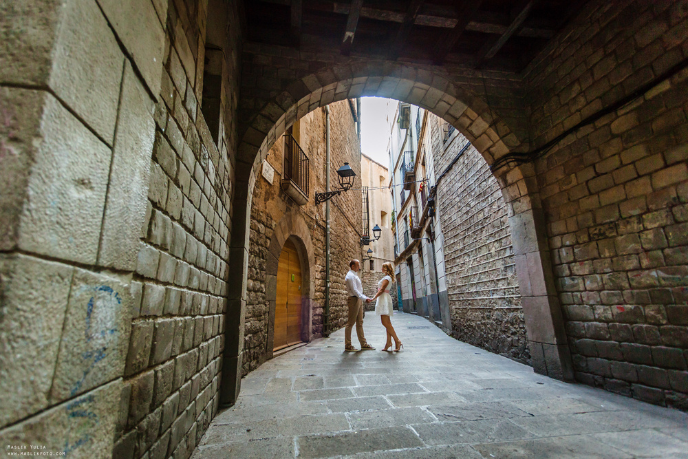 Przyjemna sesja zdjęciowa w Barcelonie. Fotograf w Barcelonie Hiszpanii Maslik Yulia