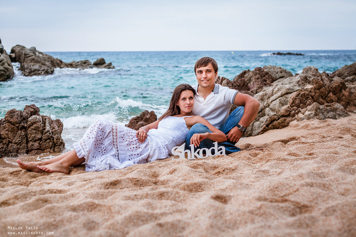 Sea photo session in Tossa de Mar. Photographer in Barcelona Spain Maslik Yulia