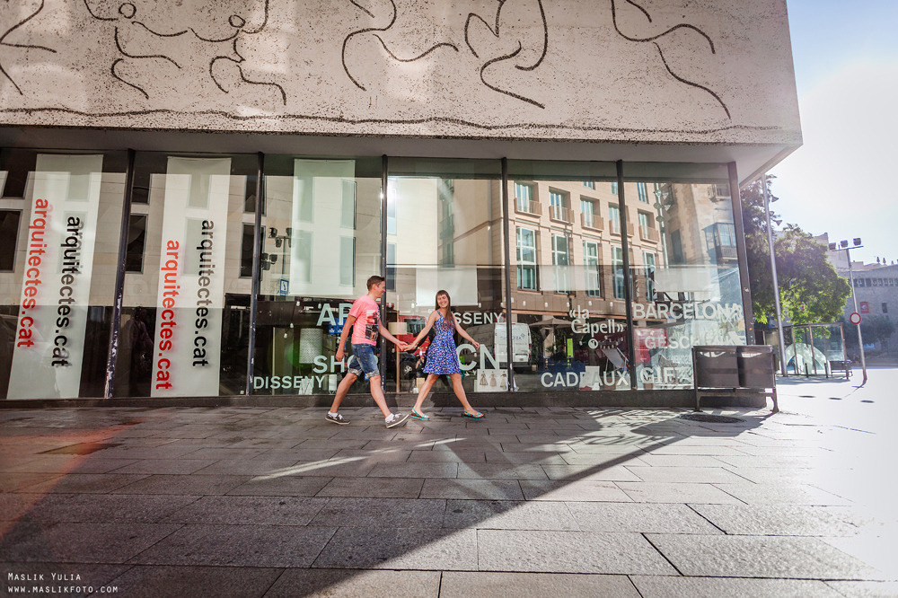 Paseo matutino de barcelona. Fotógrafo en Barcelona  Maslik Yulia