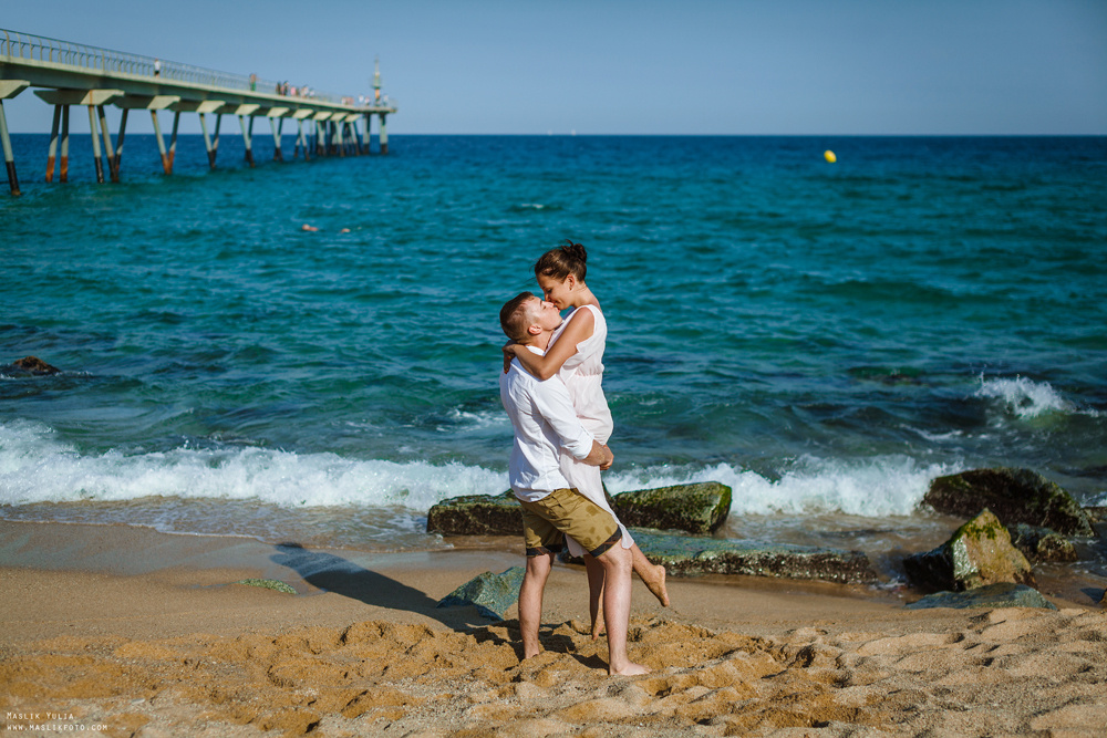 Summer photo shoot in Barcelona. Photographer in Barcelona Spain Maslik Yulia