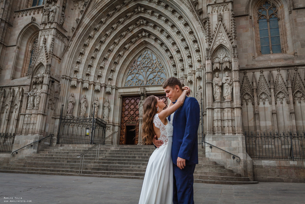 Fairytale photo shoot in Barcelona. Photographer in Barcelona Spain Maslik Yulia