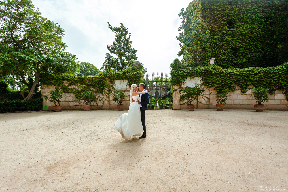 Фотосессия в парке Барселоны. Фотограф в Барселоне Испании Маслик Юлия