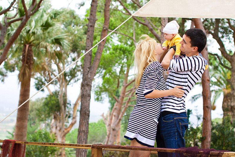 Domowa sesja zdjęciowa dla dzieci w Hiszpanii. Fotograf w Barcelonie Hiszpanii Maslik Yulia