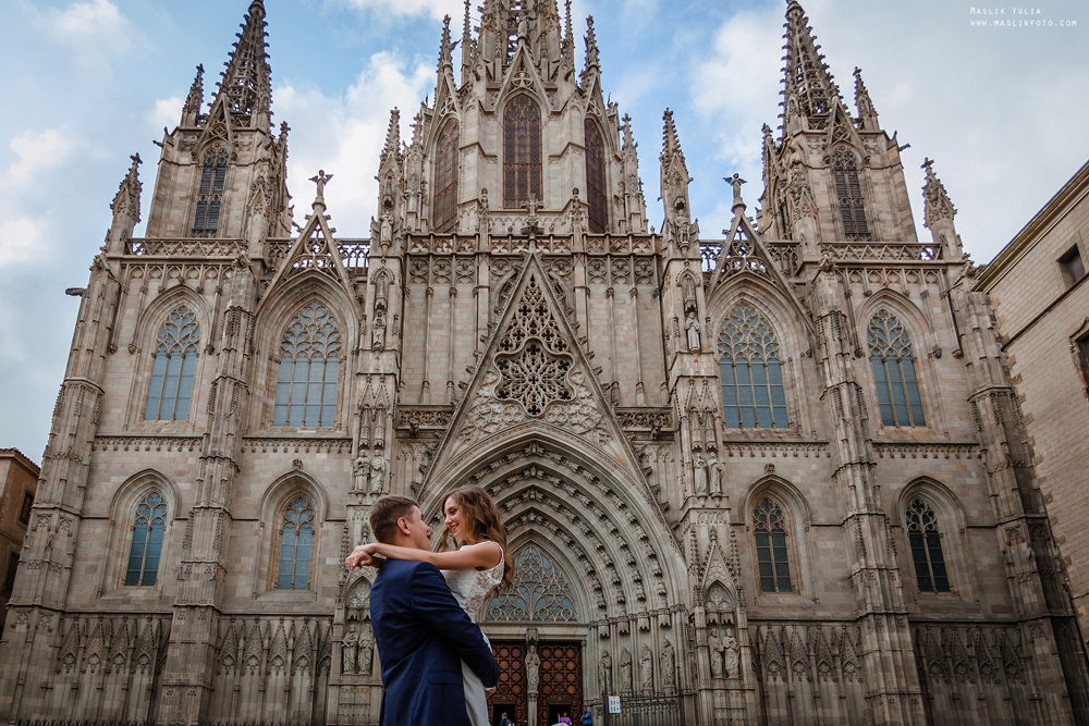 Fairytale photo shoot in Barcelona. Photographer in Barcelona Spain Maslik Yulia
