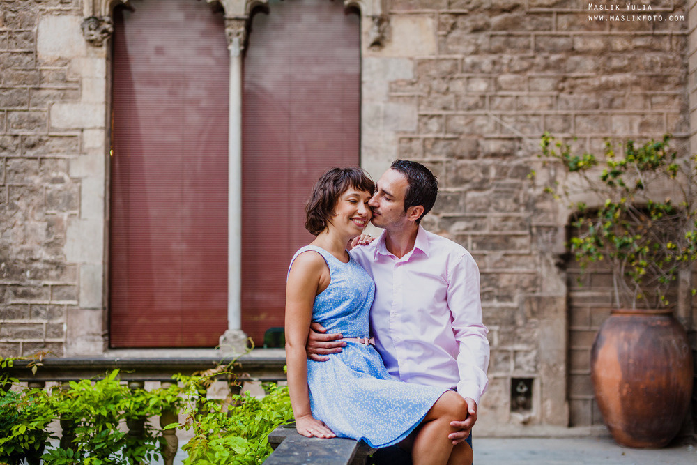 Morning photo shoot in Barcelona. Photographer in Barcelona Spain Maslik Yulia