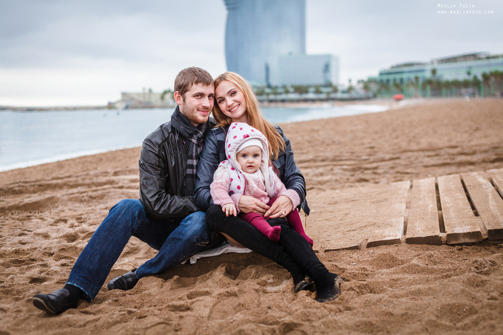 Sesión de fotos de invierno en Barcelona. Fotógrafo en Barcelona  Maslik Yulia