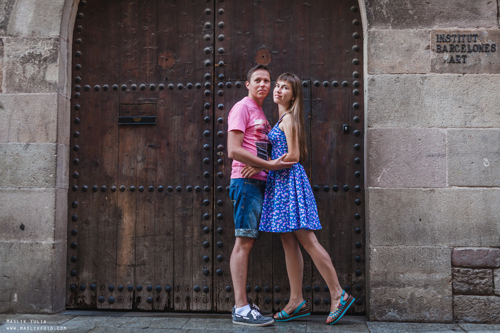 Paseo matutino de barcelona. Fotógrafo en Barcelona  Maslik Yulia