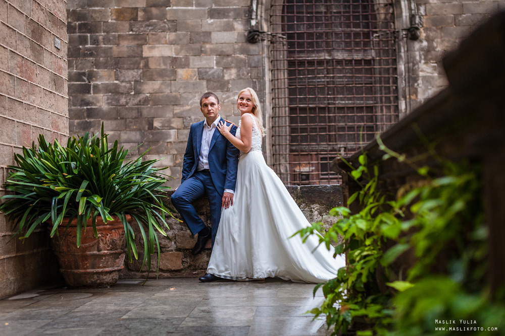 Дождливая фотосессия в Барселоне. Фотограф в Барселоне Испании Маслик Юлия