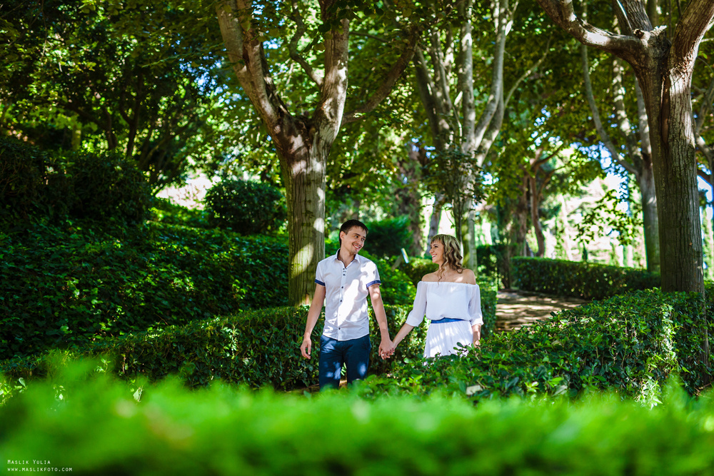 Sesión de fotos solares en Lloret de Mar. Fotógrafo en Barcelona  Maslik Yulia
