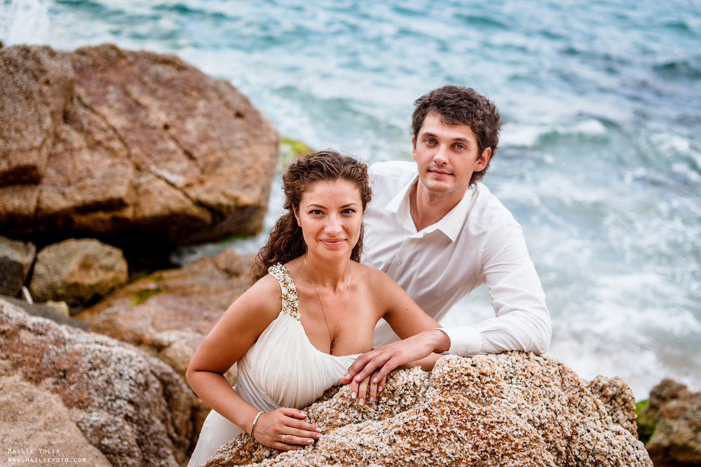 Sesión de fotos de boda de playa en España. Fotógrafo en Barcelona  Maslik Yulia