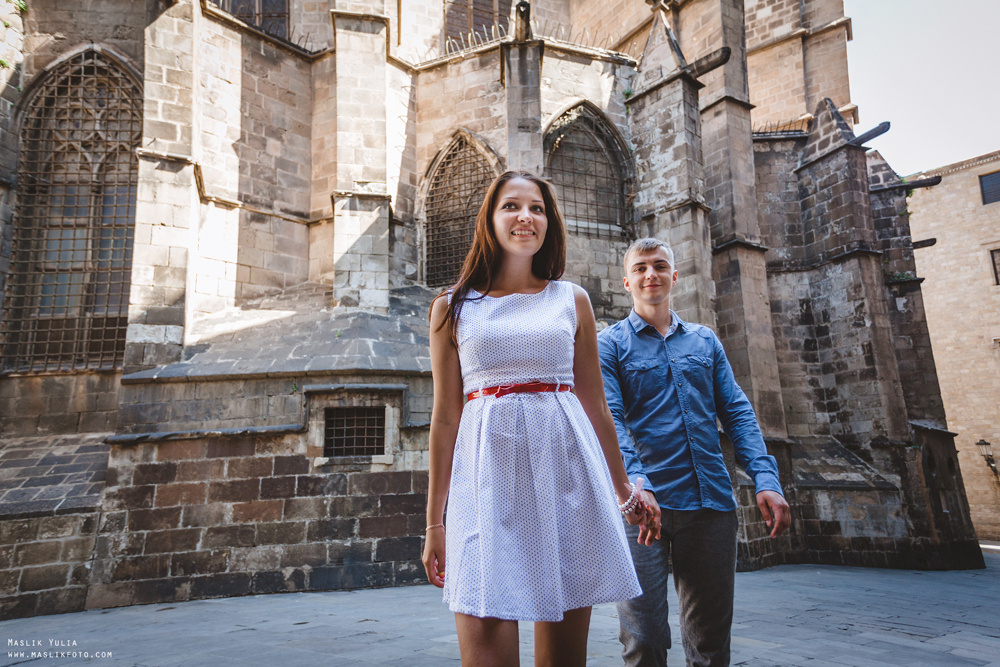 Summer photo shoot in Barcelona. Photographer in Barcelona Spain Maslik Yulia