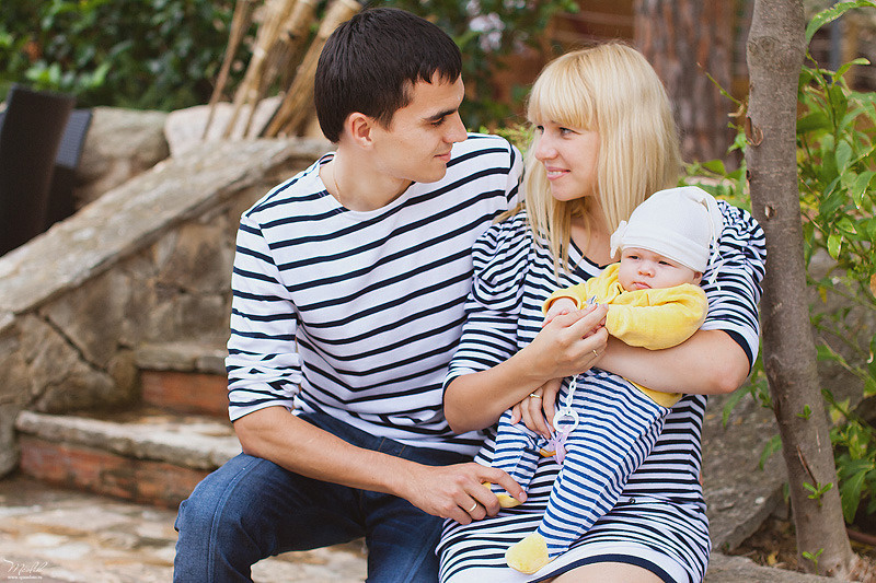 Domowa sesja zdjęciowa dla dzieci w Hiszpanii. Fotograf w Barcelonie Hiszpanii Maslik Yulia