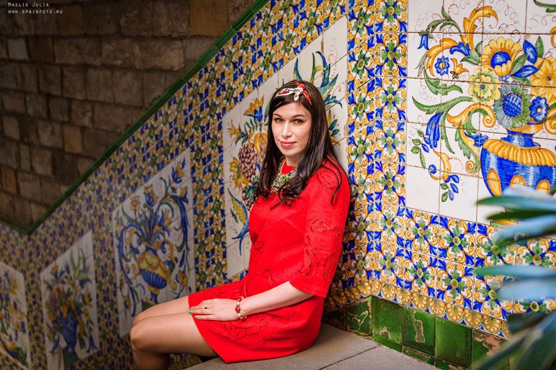 Elegante sesión de fotos en el puerto de Barcelona. Fotógrafo en Barcelona  Maslik Yulia