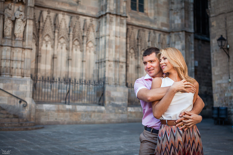 Letnia rodzinna sesja zdjęciowa w Barcelonie. Fotograf w Barcelonie Hiszpanii Maslik Yulia